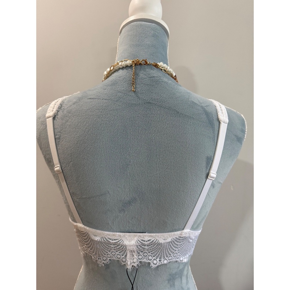 Cosabella White Allure Petite Plunge Bralette  Lace Wireless Bra‎ PM(28C, 30B) - Picture 8 of 10